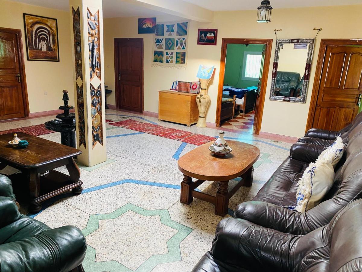motel ain mersa Ifrane  Buitenkant foto