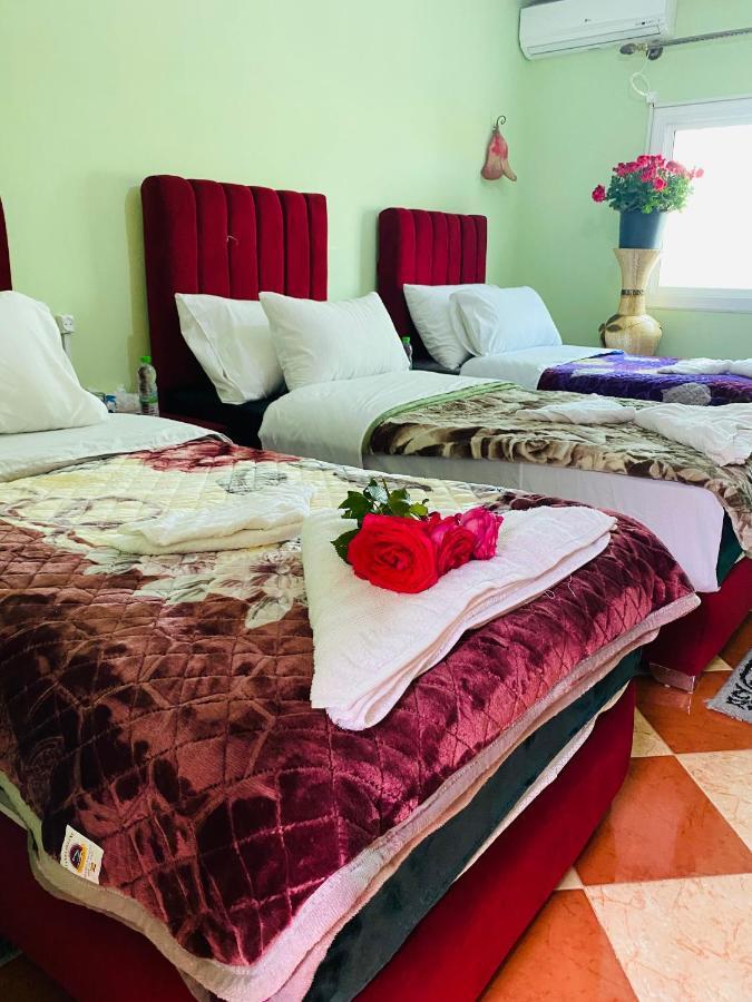 motel ain mersa Ifrane  Buitenkant foto