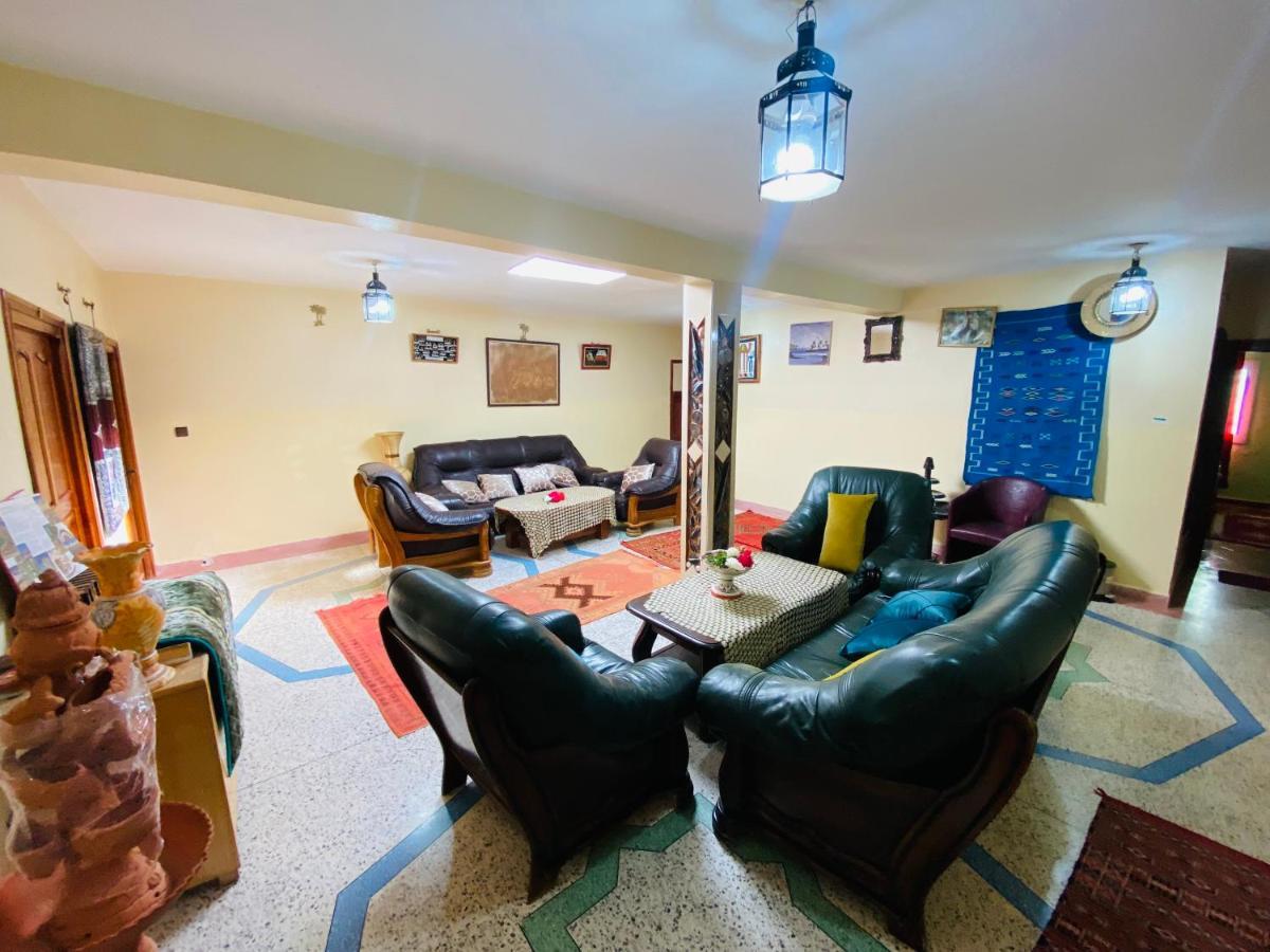 motel ain mersa Ifrane  Buitenkant foto
