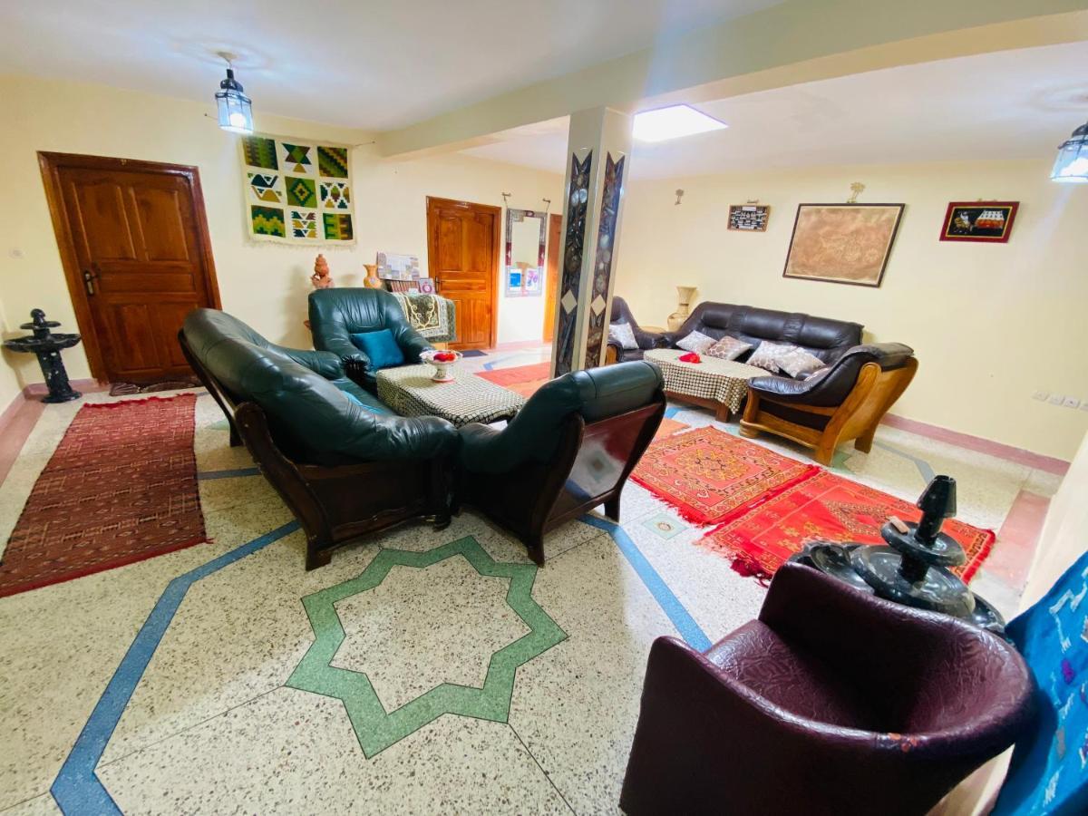 motel ain mersa Ifrane  Buitenkant foto