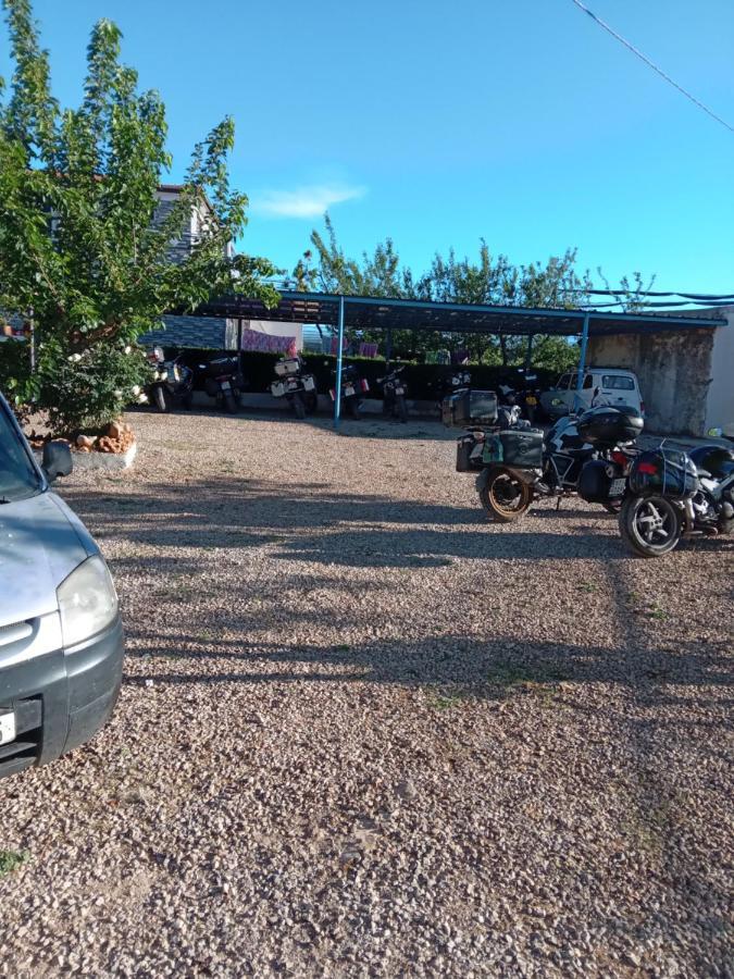 motel ain mersa Ifrane  Buitenkant foto