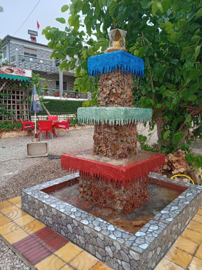 motel ain mersa Ifrane  Buitenkant foto